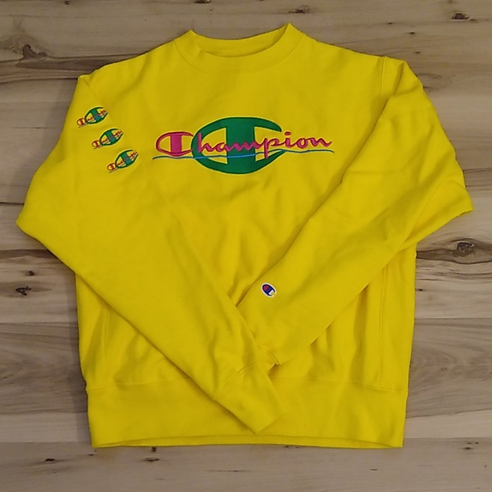 EUC Champion Yellow Reverse Weave Sweatshirt Med